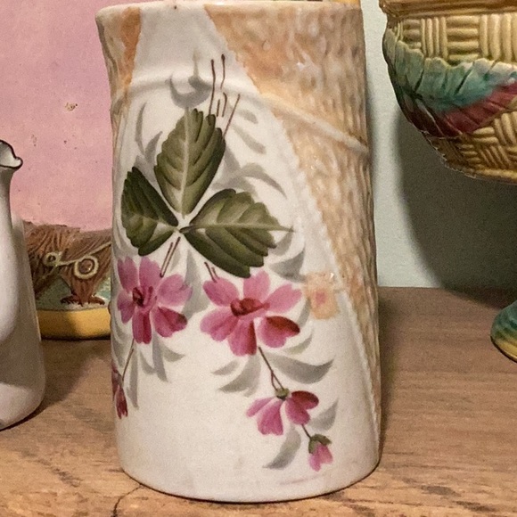 Shabby chic vintage small floral pitcher - Picture 3 of 8